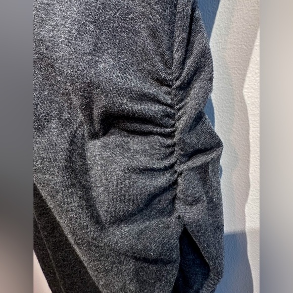 Maternity Long-Sleeve Jersey-Knit Bodycon Dress - Picture 4 of 4